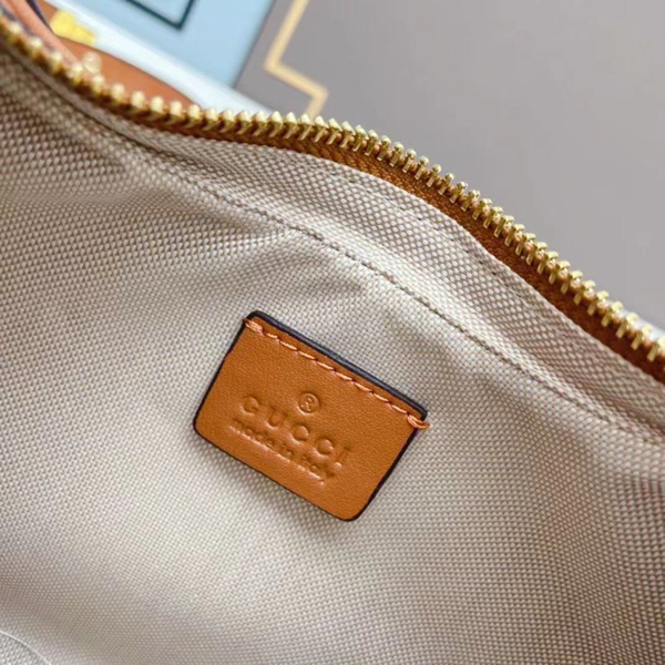 激安グッチバッグコピー着用イメージ